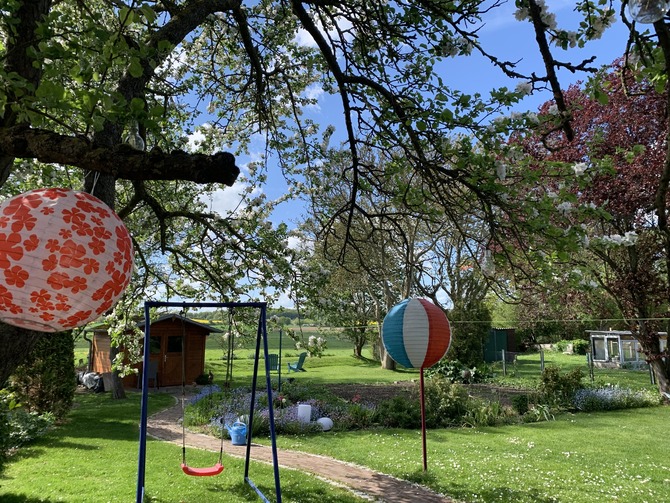 Ferienwohnung in Kabelhorst - Kripke - Im Frühling ist der Garten besonders schön