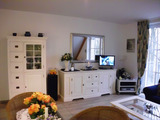 Ferienwohnung in Niendorf/Ostsee - Residenz Niendorf mit Meerblick - Wohnzimmer