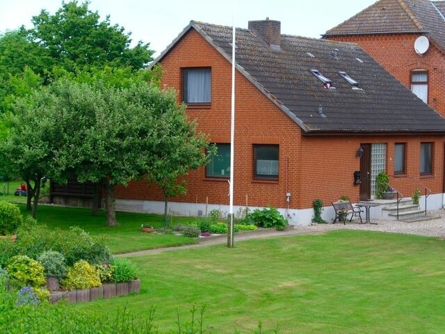 Ferienhaus in Fehmarn OT Wenkendorf - "Ferienhof Hinz" - Landhaus Utspann - Bild 2