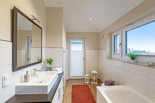 Ferienhaus in Fehmarn OT Klausdorf - "Ferienbauernhof Lafrenz" - Wellness - Ferienhaus K&uuml;stenwind - Bild 16