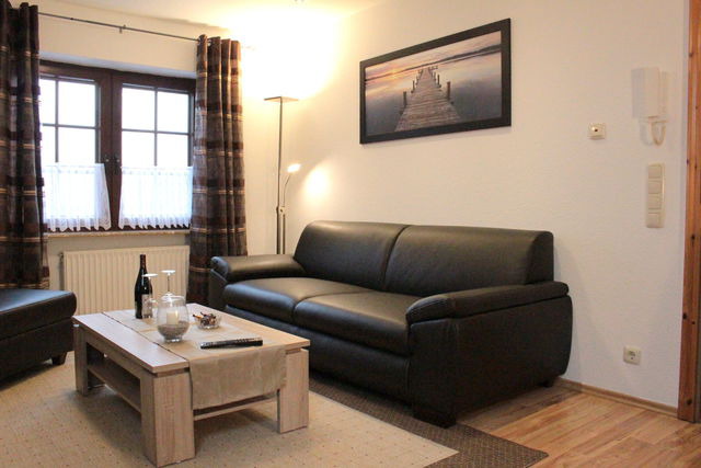 Ferienwohnung in Schashagen - "Im Eichenhof" Whg. 1 - idyllische Dorflage N&auml;he Gr&ouml;mitz! Jetzt mit WLAN! - Bild 3