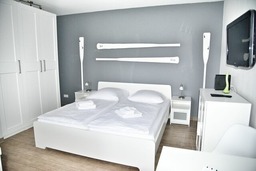 Lagunenstadt am Haff Fewo 177 - Br&uuml;cke