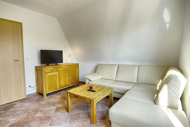 Ferienwohnung in Ostseeheilbad Zingst - Haus Havelland OG links - Bild 3