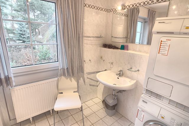 Ferienhaus in Ostseeheilbad Zingst - Strandbiene - Bild 11