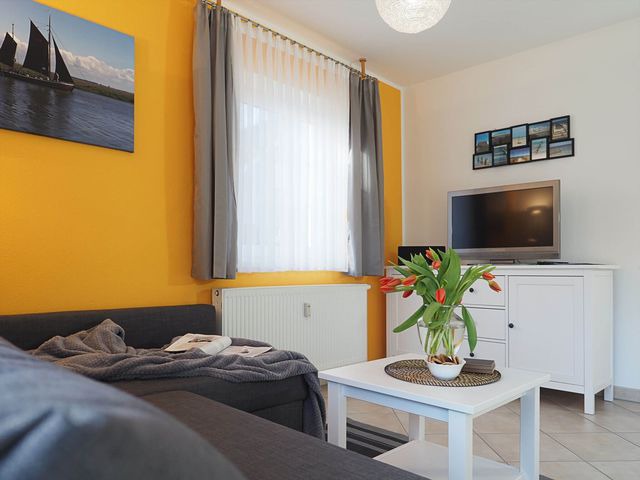 Ferienwohnung in Zingst - Alte Reihe 10 - Silberm&ouml;we 1 - Bild 3