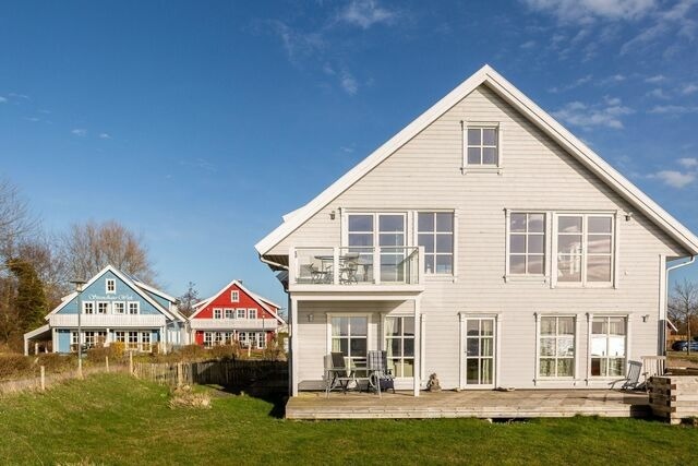 Ferienwohnung in Wiek - Fewo " Strandhaus Wiek " direkt am Wasser mit herrlichen Weitblick - Bild 16