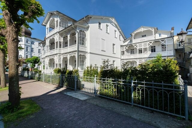 Ferienwohnung in Binz - Villa Iduna / Ferienwohnung No. 11 - 1. OG mit Balkon nach Osten - Bild 18
