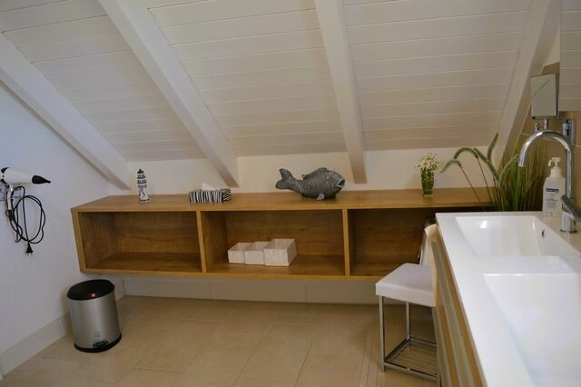 Ferienhaus in Heiligenhafen - Ferienhaus Ostseecharme mit Sauna u. Garten - Bild 21