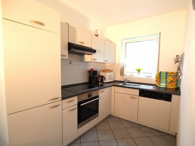 Ferienwohnung in Ostseeheilbad Zingst - Birkmaase 16 - Komfort FeWo im 4-Sterne-Ferienhaus Manuela EG - Bild 5