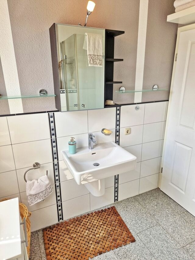 Ferienwohnung in Wismar - Ferienwohnung im K&uuml;nstlerhaus - ABC597 - Bild 11