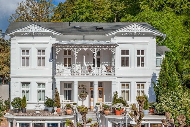 Ferienwohnung in Sellin - Villa Granitz Wind & Wolke - Bild 2