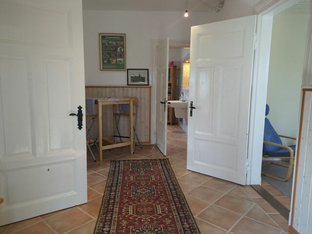 Ferienwohnung in Grube - Erdgeschoss, &uuml;berdachte Terrasse, Familienbett, Holzfu&szlig;boden - Bild 6