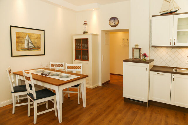 Ferienwohnung in K&uuml;hlungsborn - D&uuml;nenschloss - 02-24 - Bild 4