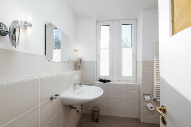 Ferienwohnung in Niendorf/Ostsee - Strandburg Bellevue, Esmeralda - Bild 8