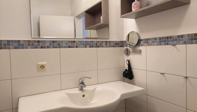 Ferienwohnung in G&ouml;hren - Villa Karina, Whg. 10 - Bild 12